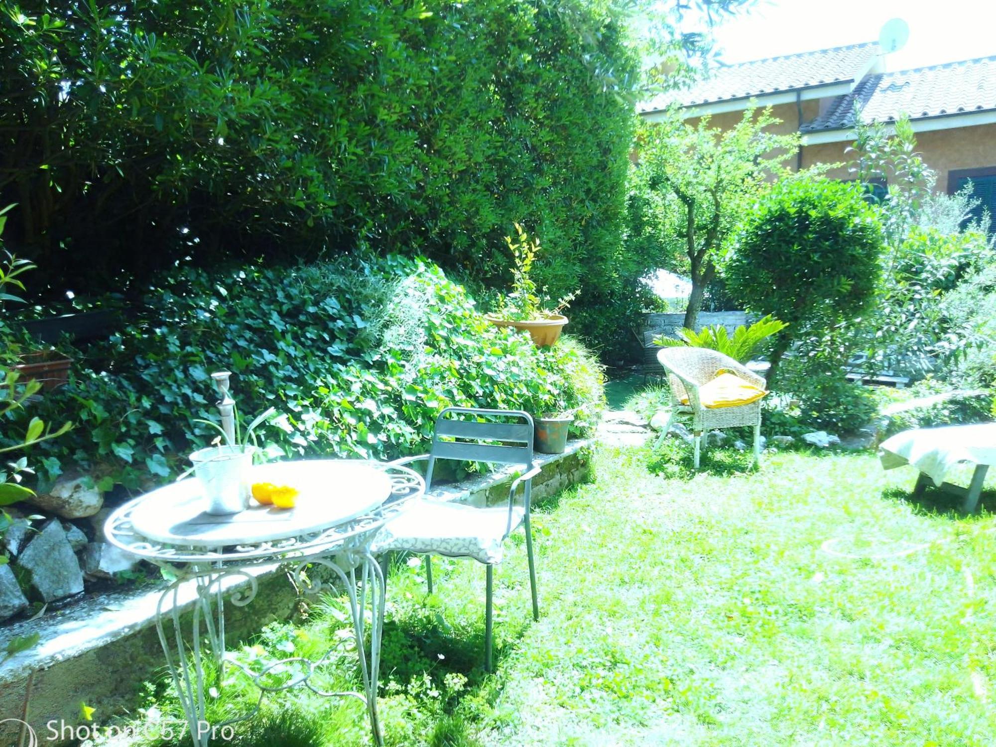 Home Shanti Grottaferrata Luaran gambar